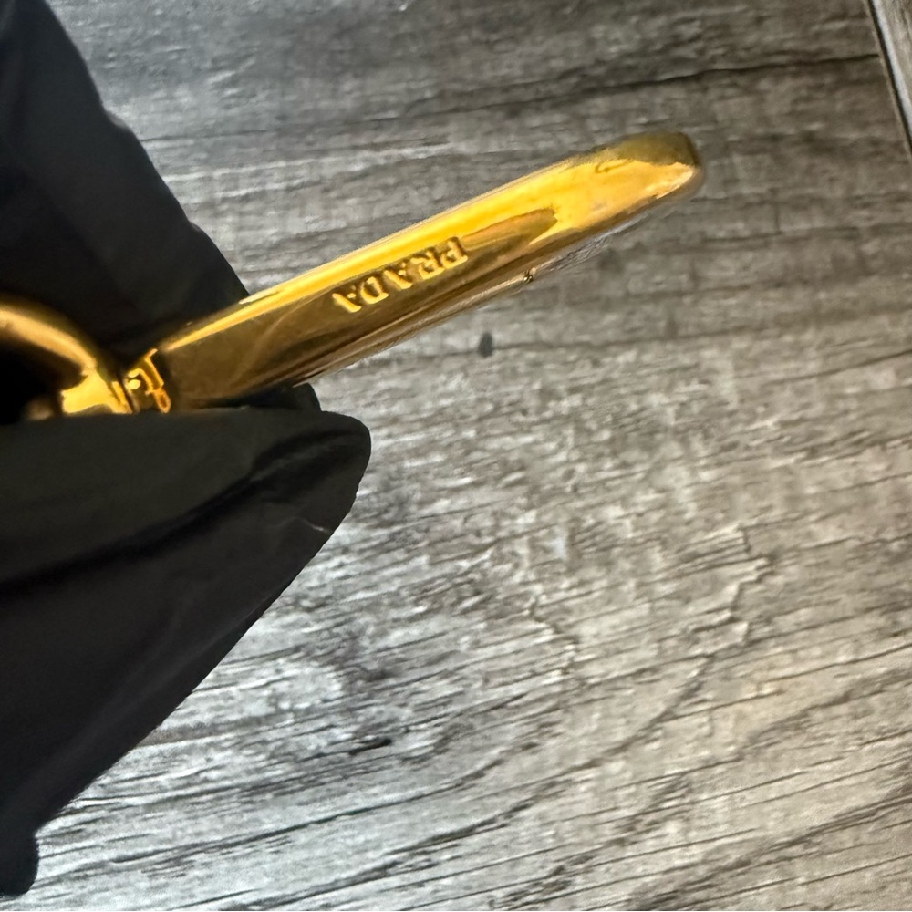 💎AUTHENTIC PRADA NYLON & LEATHER 2 WAY TOTE BAG💎 - Picture 3 of 13